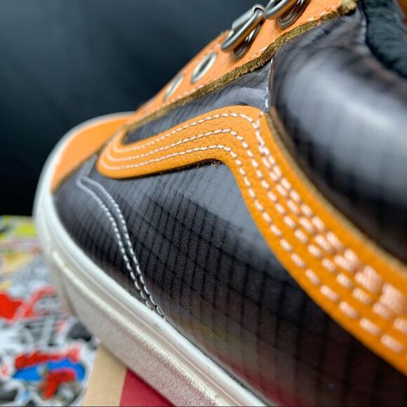 Vans Old Skool MTE Apricot Fur Womens Sneakers - Picture 8 of 11